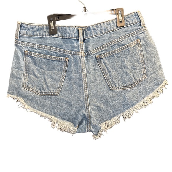 Denim Frayed Hem Women Shorts - Picture 2 of 2